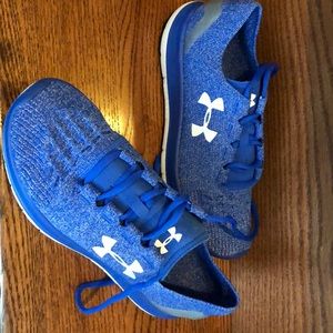 Under Armour men’s like new Speedform shoes